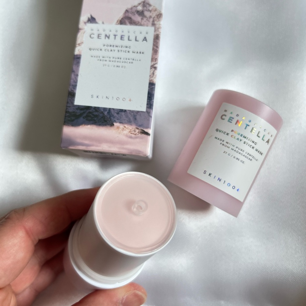 Skin 1004 poremizing quick clay stick mask